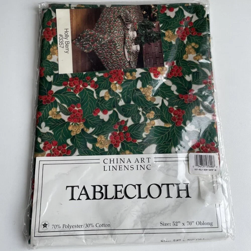 Vintage Holly Berry Christmas Print Tablecloth 52X70
